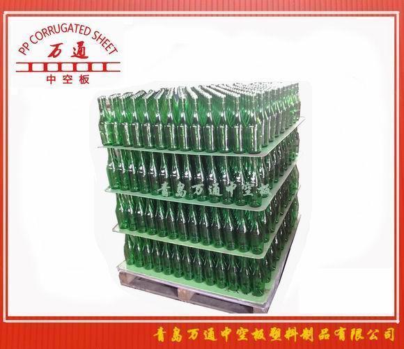 <strong>玻璃瓶塑料中空板折边垫板</strong>